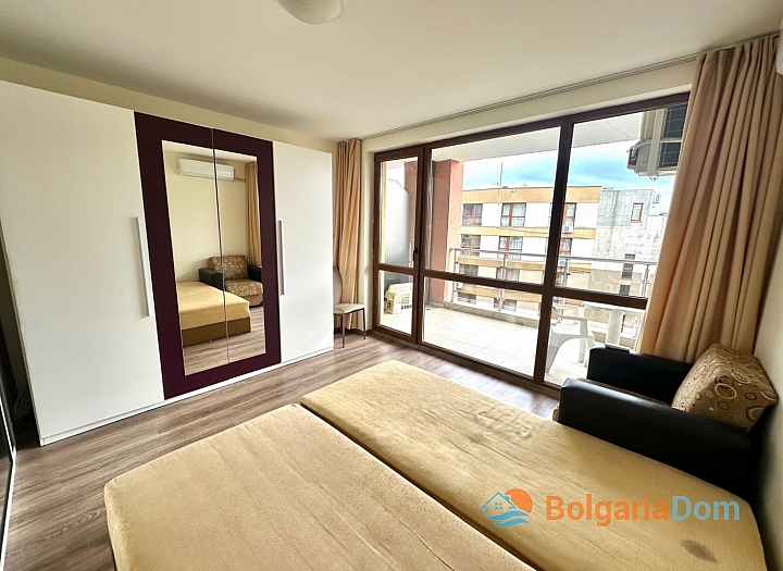 Ausgezeichnete Wohnung in erster Reihe mit niedrigen Nebenkosten. Foto 2 Ausgezeichnete Wohnung in erster Reihe mit niedrigen Nebenkosten. Foto 2