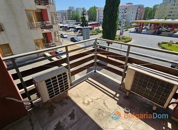 Квартира с двумя спальнями без таксы поддержки в центре Солнечного Берега. Фото 4