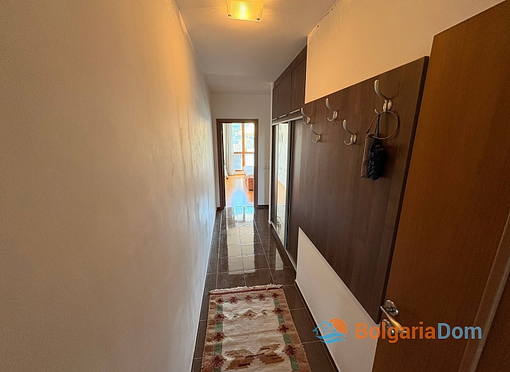 Apartament z widokiem na basen w małym kompleksie mieszkalnym. Zdjęcie 11