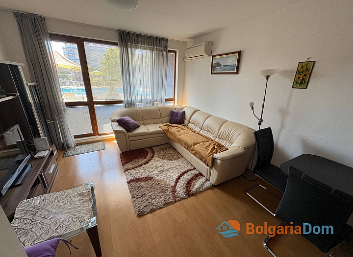 Apartament z widokiem na basen w małym kompleksie mieszkalnym. Zdjęcie 2