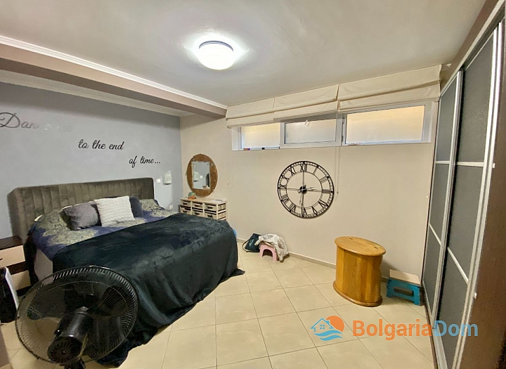 Čtyřpokojový apartmán s výhledem na moře. Foto 5