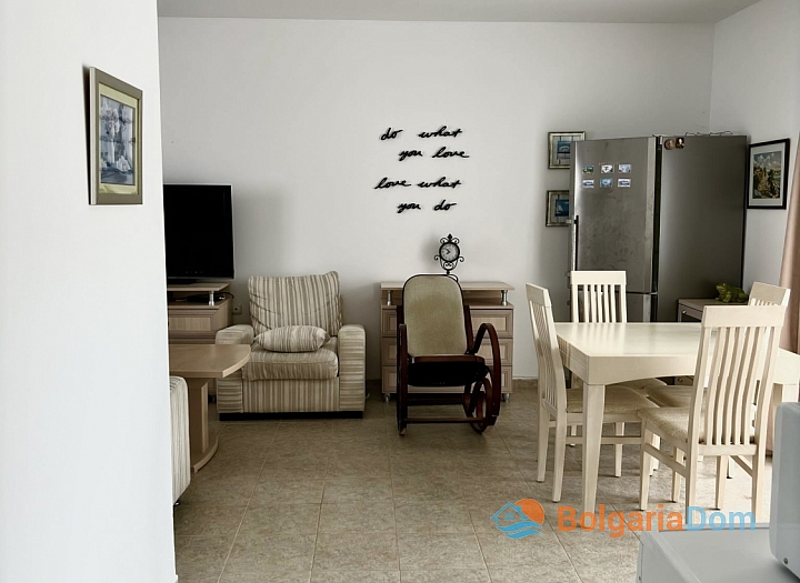 Two bedroom apartment close to the sea. Photo 14