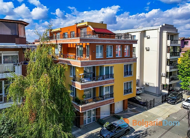 Двухкомнатная квартира в качественном доме в Бургасе. Фото 10 Двухкомнатная квартира в качественном доме в Бургасе. Фото 10