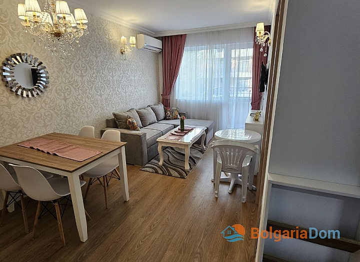 Eine fertige Zweizimmerwohnung steht in Sunny Beach zum Verkauf.. Foto 2