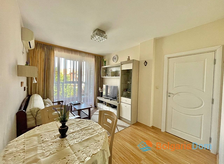 Beautiful apartment in a well-maintained complex for permanent residence. Photo 13