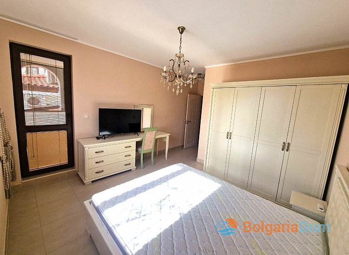 Three bedroom apartment Poseidon VIP Residence Club Balneo & SPA. Photo 8