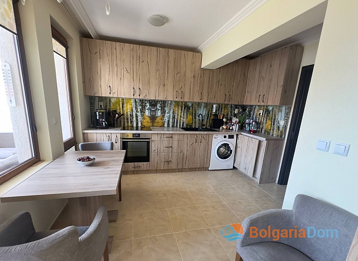 Krásný byt s výhledem na moře a garáží. Foto 16