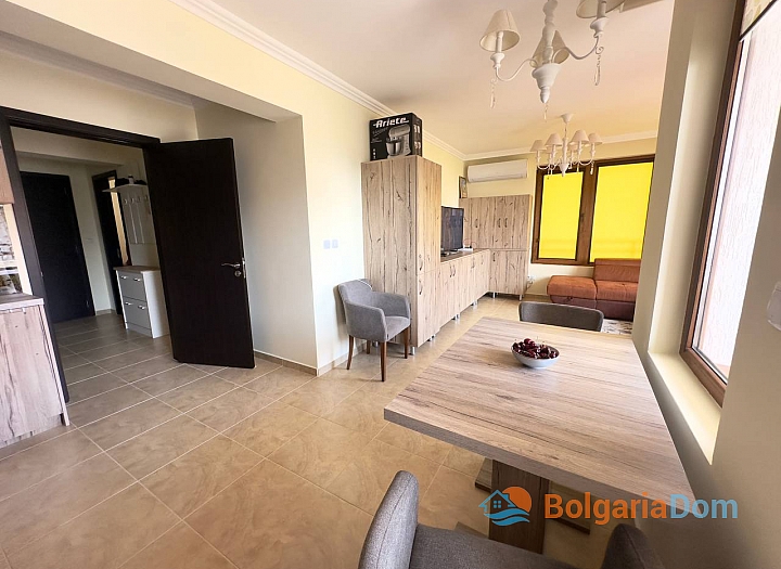 Krásný byt s výhledem na moře a garáží. Foto 18