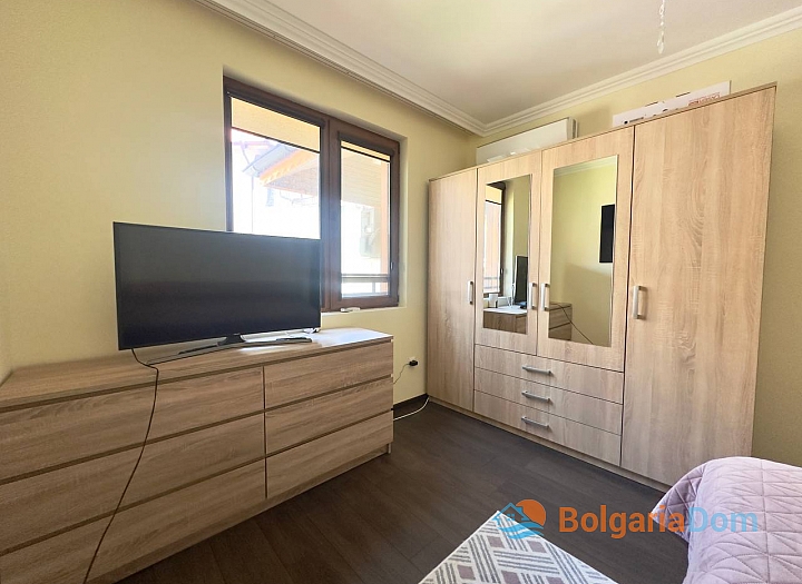 Krásný byt s výhledem na moře a garáží. Foto 24