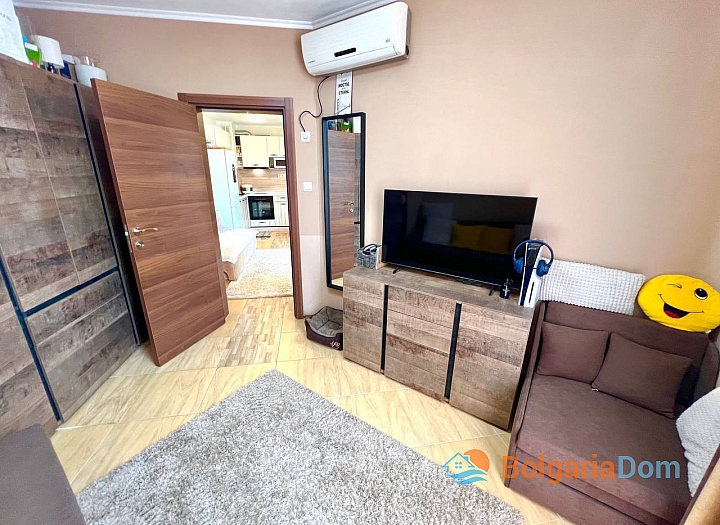 Prostorný třípokojový byt s novým nábytkem na Slunečném pobřeží. Foto 5