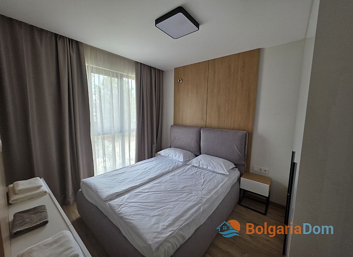 Nový byt s výhledem do parku v elitním komplexu. Foto 6