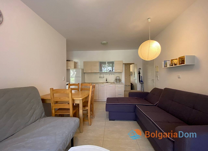 Útulný apartmán s vlastním dvorem v luxusním komplexu na první linii. Foto 3