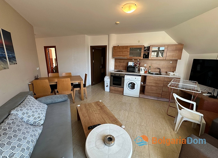 Квартира с тремя спальнями в тихом районе. Фото 2