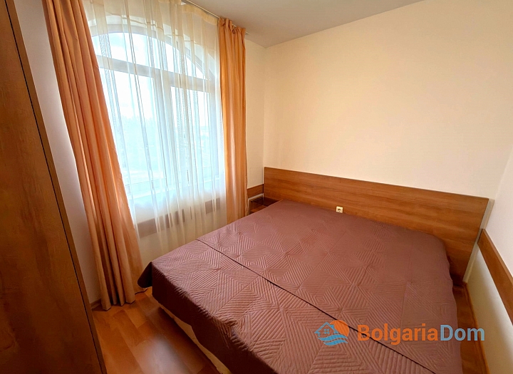 Квартира с видом на бассейн в ухоженном комплексе. Фото 6