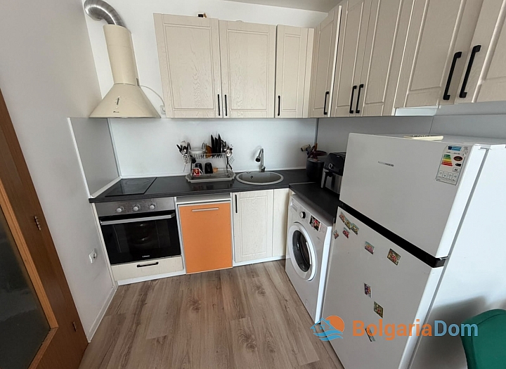 Prostorný byt v rezidenčním komplexu v klidné lokalitě. Foto 7