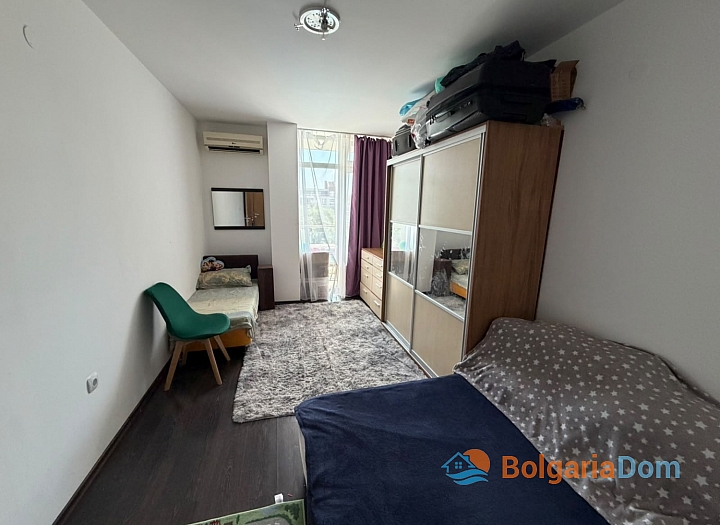 Prostorný byt v rezidenčním komplexu v klidné lokalitě. Foto 9