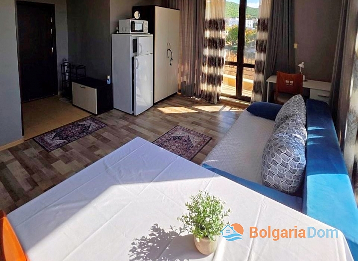 Spacious two-room apartment with sea view in Sveti Vlas. Photo 10
