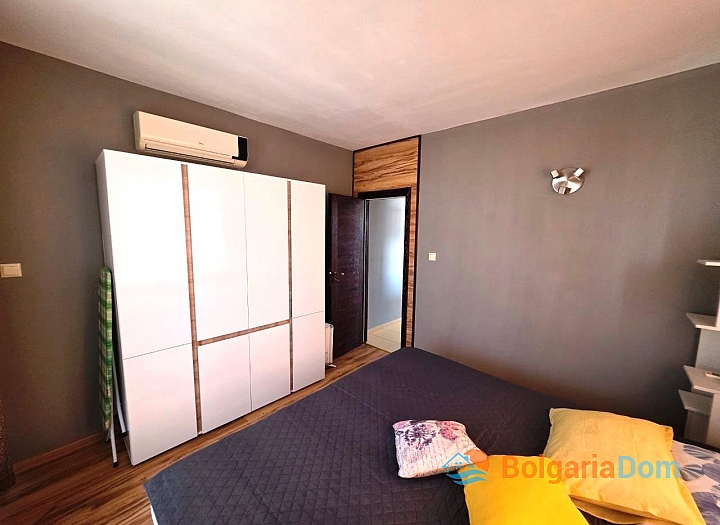 Spacious two-room apartment with sea view in Sveti Vlas. Photo 6