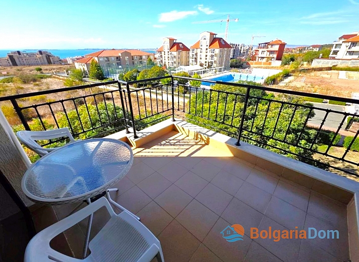 Spacious two-room apartment with sea view in Sveti Vlas. Photo 4