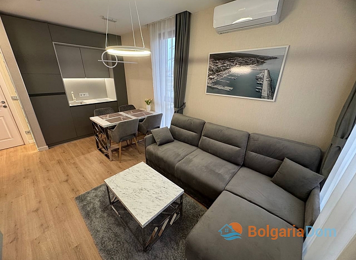 Luxurious apartment in a new premium complex. Photo 1