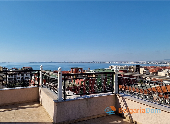 Schöne Wohnung mit Meerblick und großer Terrasse. Foto 2