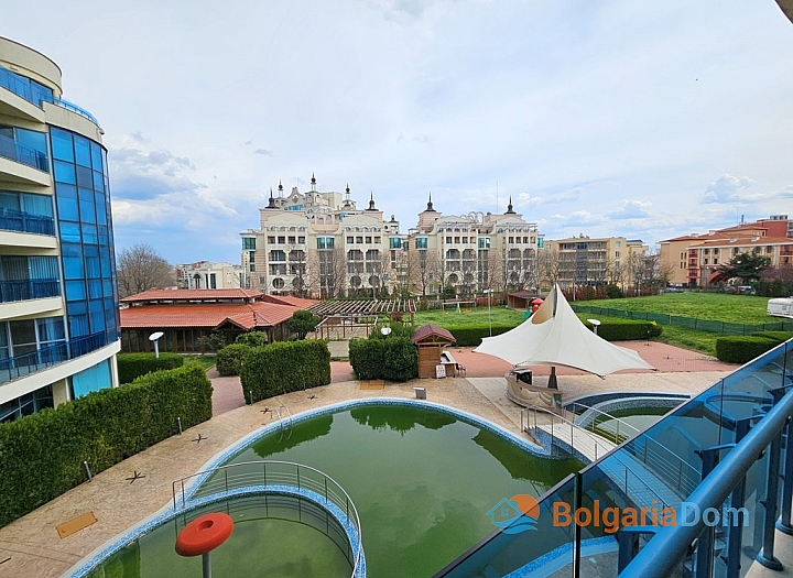 Простора квартира з паркінгом та коморою. Фото 6