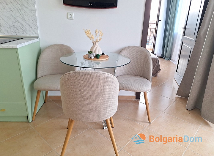 Відмінна квартира з видом на море в Помор'ї. Фото 9