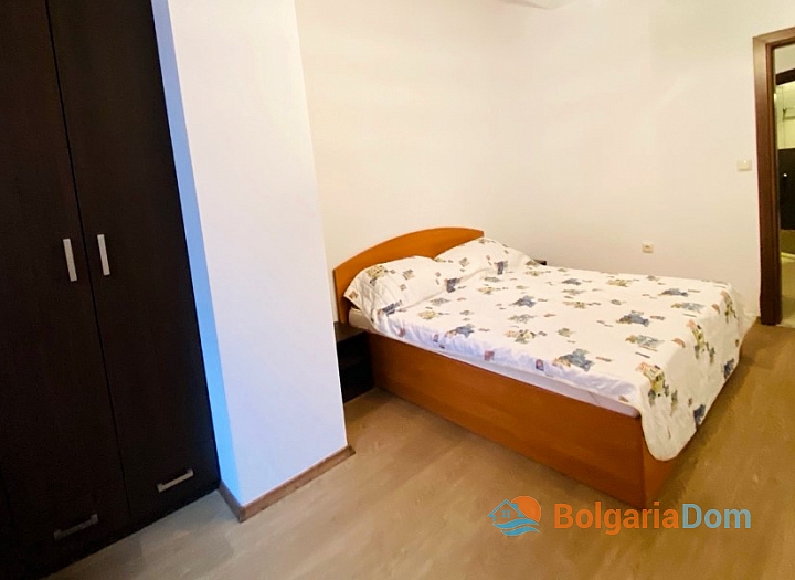 Велика двокімнатна квартира поряд з морем у Поморії. Фото 3 Велика двокімнатна квартира поряд з морем у Поморії. Фото 3