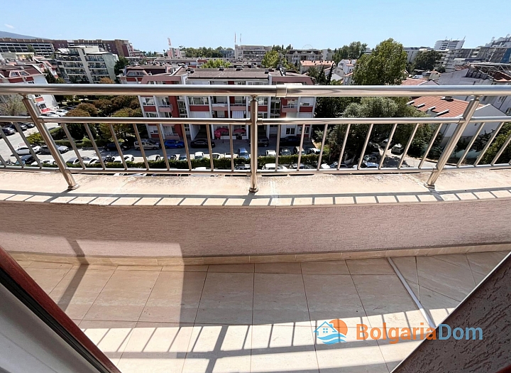 Apartment with a large terrace in an excellent complex. Photo 6