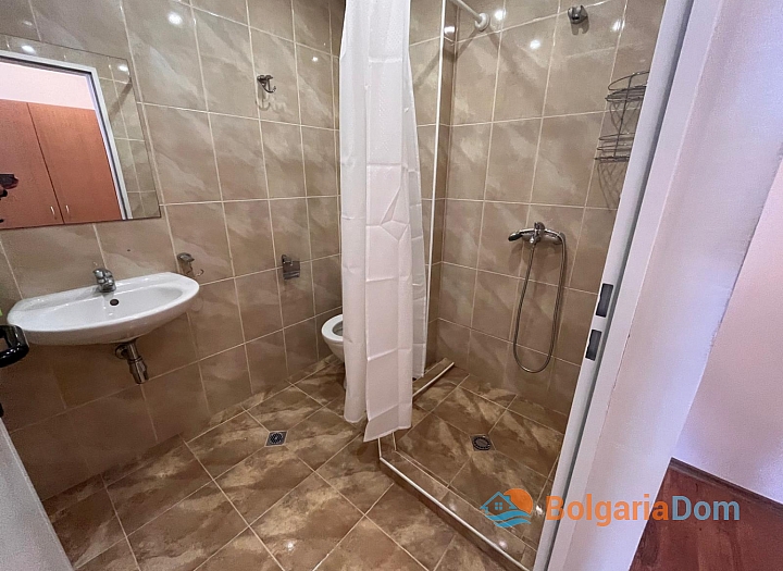 Apartment with sea view and swimming pool on the first line. Photo 16