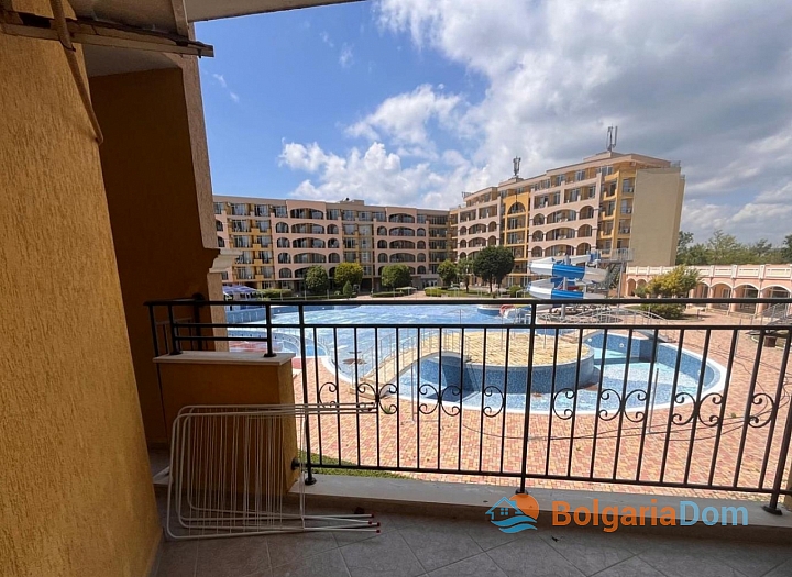 Apartment with sea view and swimming pool on the first line. Photo 8
