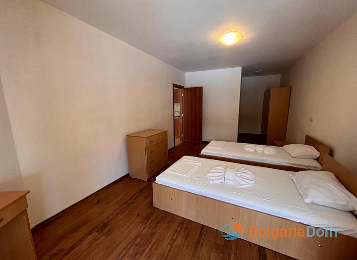 Apartment with sea view and swimming pool on the first line. Photo 12