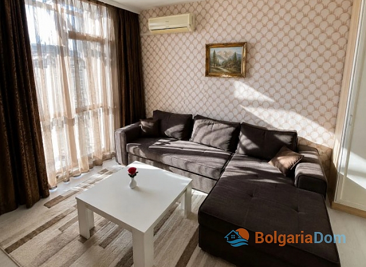 Excellent two-level apartment in a boutique complex. Photo 2 Excellent two-level apartment in a boutique complex. Photo 2