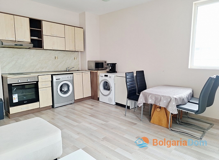 Przestronne mieszkanie w kompleksie mieszkalnym. Zdjęcie 2 Przestronne mieszkanie w kompleksie mieszkalnym. Zdjęcie 2