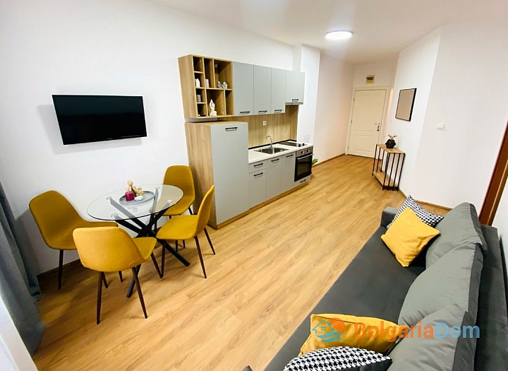 Dwupokojowe mieszkanie w centrum Słonecznego Brzegu po remoncie. Zdjęcie 1 Dwupokojowe mieszkanie w centrum Słonecznego Brzegu po remoncie. Zdjęcie 1