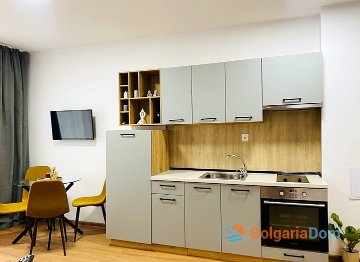 Dwupokojowe mieszkanie w centrum Słonecznego Brzegu po remoncie. Zdjęcie 4 Dwupokojowe mieszkanie w centrum Słonecznego Brzegu po remoncie. Zdjęcie 4