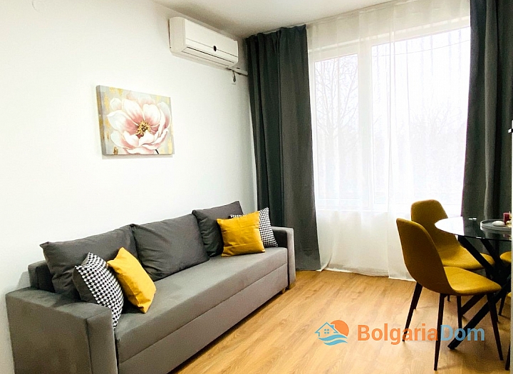 Dwupokojowe mieszkanie w centrum Słonecznego Brzegu po remoncie. Zdjęcie 5 Dwupokojowe mieszkanie w centrum Słonecznego Brzegu po remoncie. Zdjęcie 5