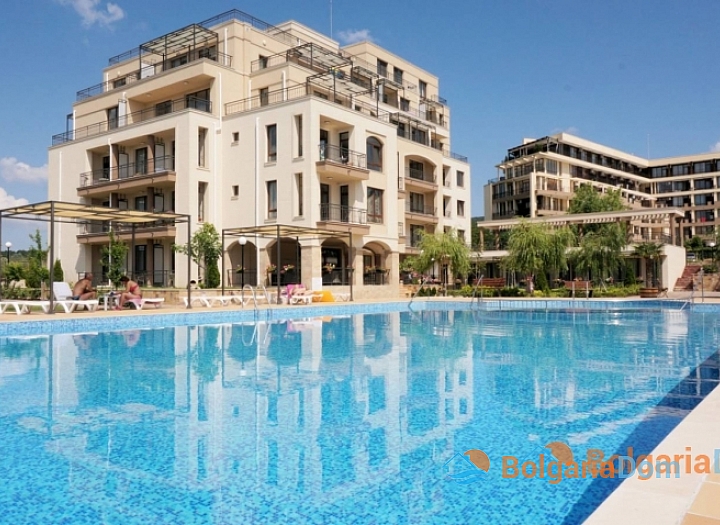 Апартаменти з 1 спальнею в комплексі Sorento Sole Mare, Святий Влас. Фото 1