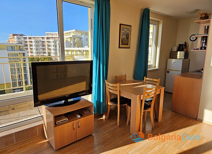 Apartment with fantastic sea view in a large complex. Photo 18