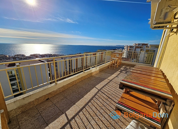 Apartment with fantastic sea view in a large complex. Photo 12