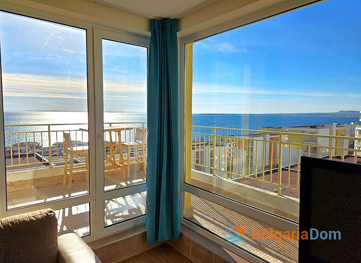 Apartment with fantastic sea view in a large complex. Photo 16