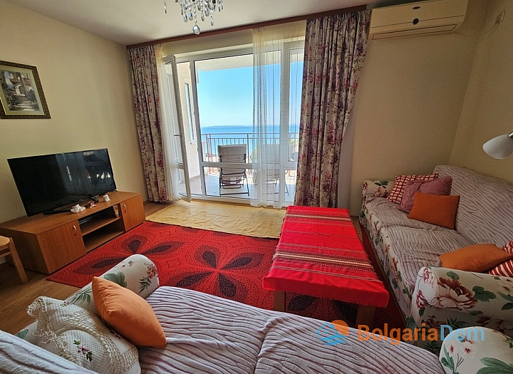Apartament z pięknym widokiem na morze w pierwszej linii. Zdjęcie 13