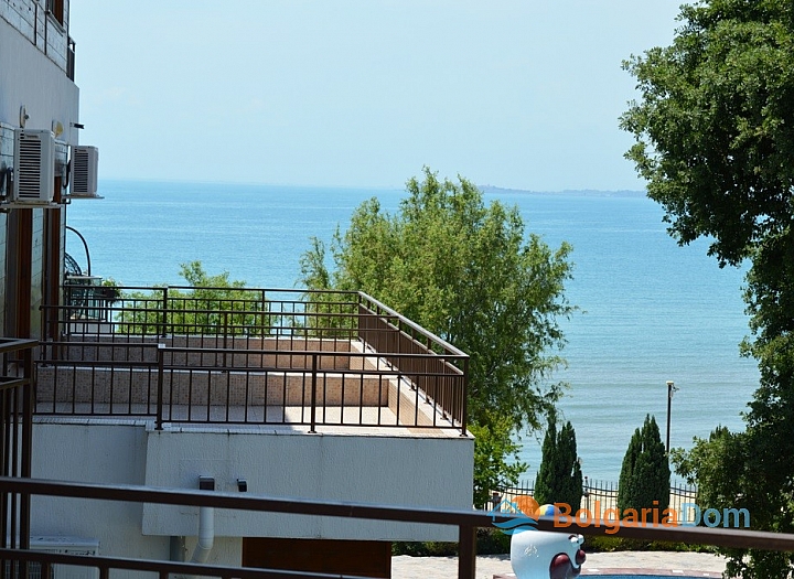 Duży apartament z widokiem na morze i basen. Zdjęcie 14