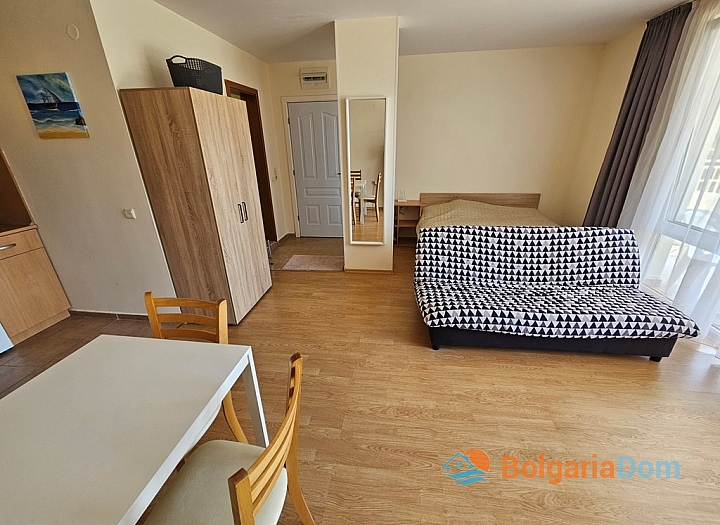 Просторная студия в большом комплексе. Фото 11