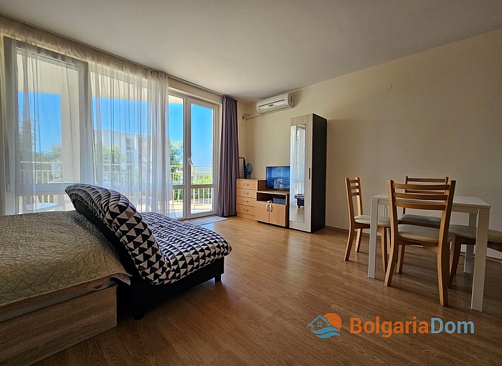 Просторная студия в большом комплексе. Фото 1