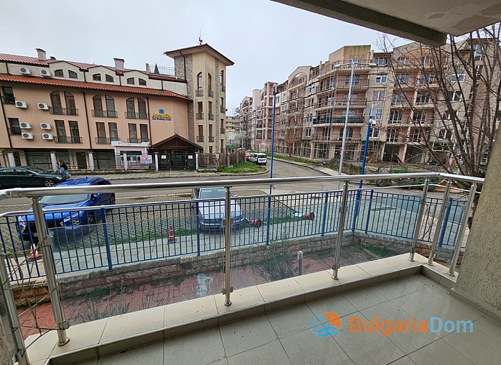 Apartment in a complex with an excellent location. Photo 14