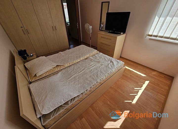 Three-room apartment in a large complex on the coast. Photo 6