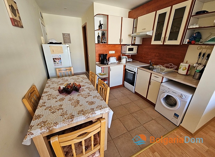 Three-room apartment in a large complex on the coast. Photo 18