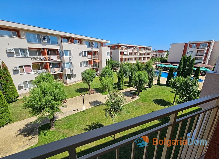 Three-room apartment in a large complex on the coast. Photo 10