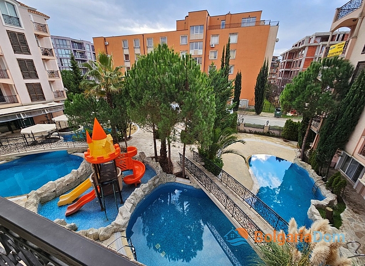 Apartment with pool view in a beautiful complex. Photo 4